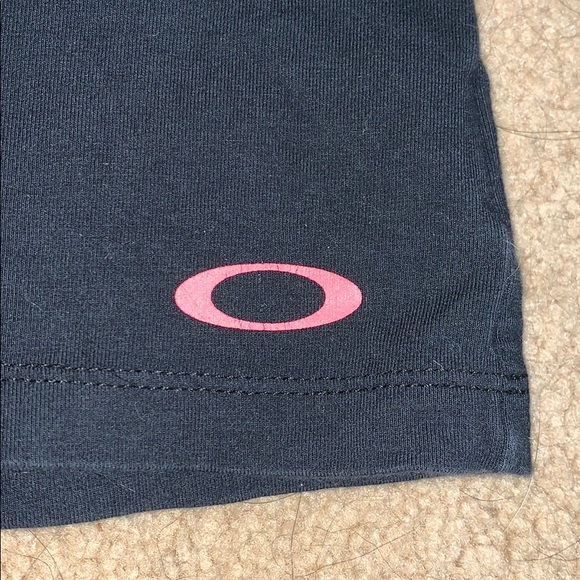 Oakley tank top - Picture 2 of 6